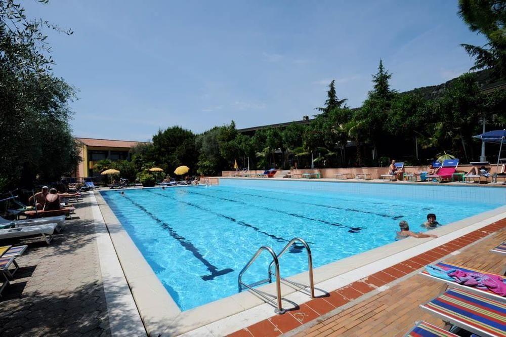 Sporthotel Olimpo ガルダ エクステリア 写真
