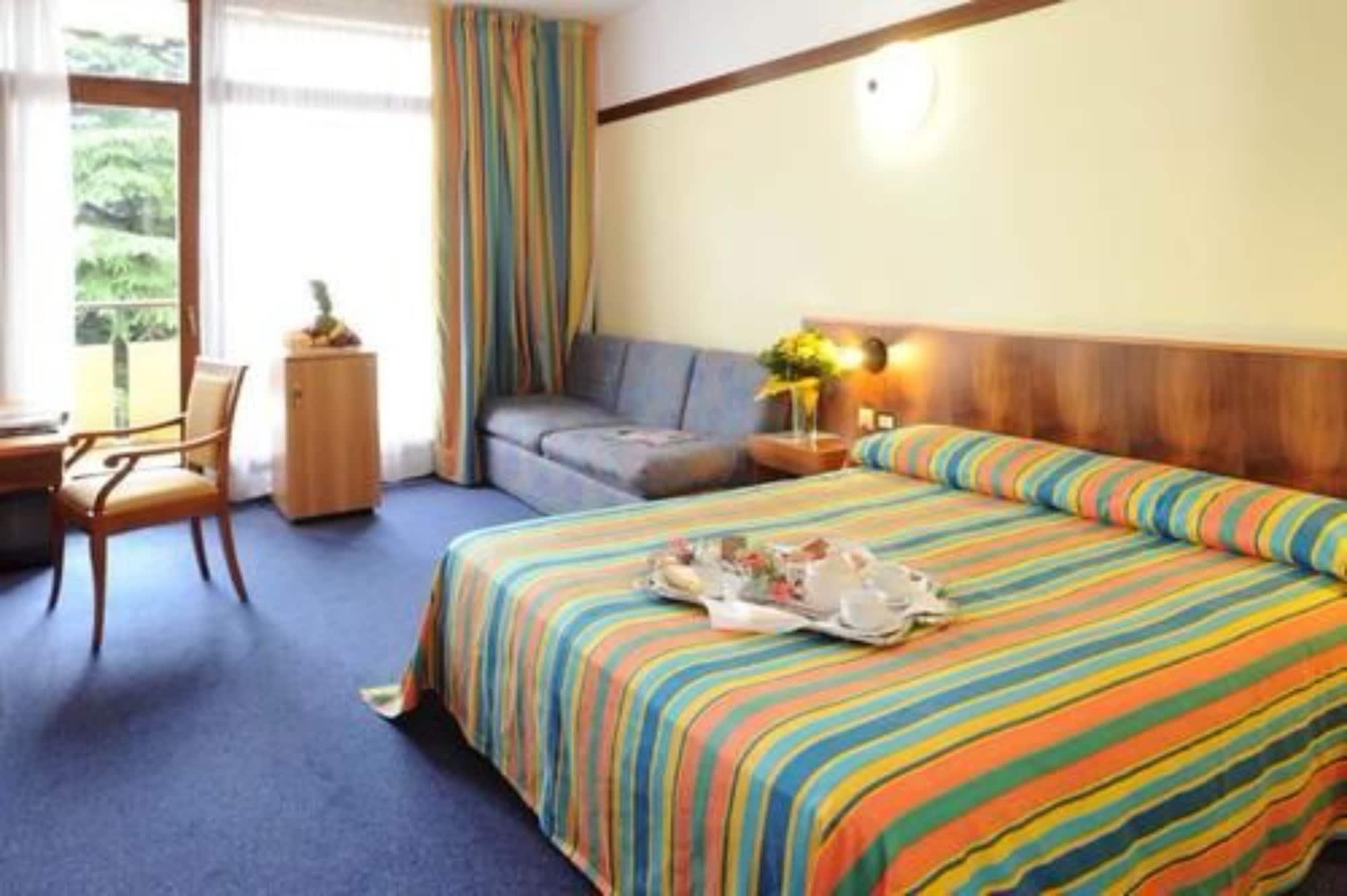 Sporthotel Olimpo ガルダ エクステリア 写真